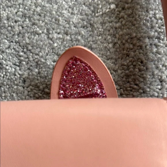 Charming Pink Cat Ear Crossbody Bag never used - Picture 3 of 4